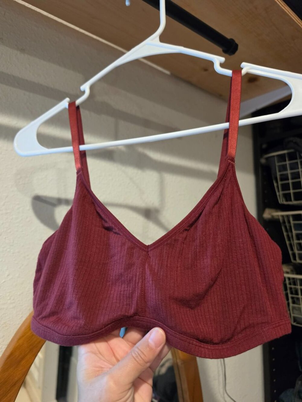 Negative maroon non wire bra sz 4 soft